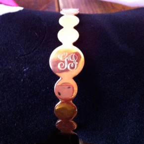 Armreif Silberplättchen Roségold vergoldet mit Monogramm 